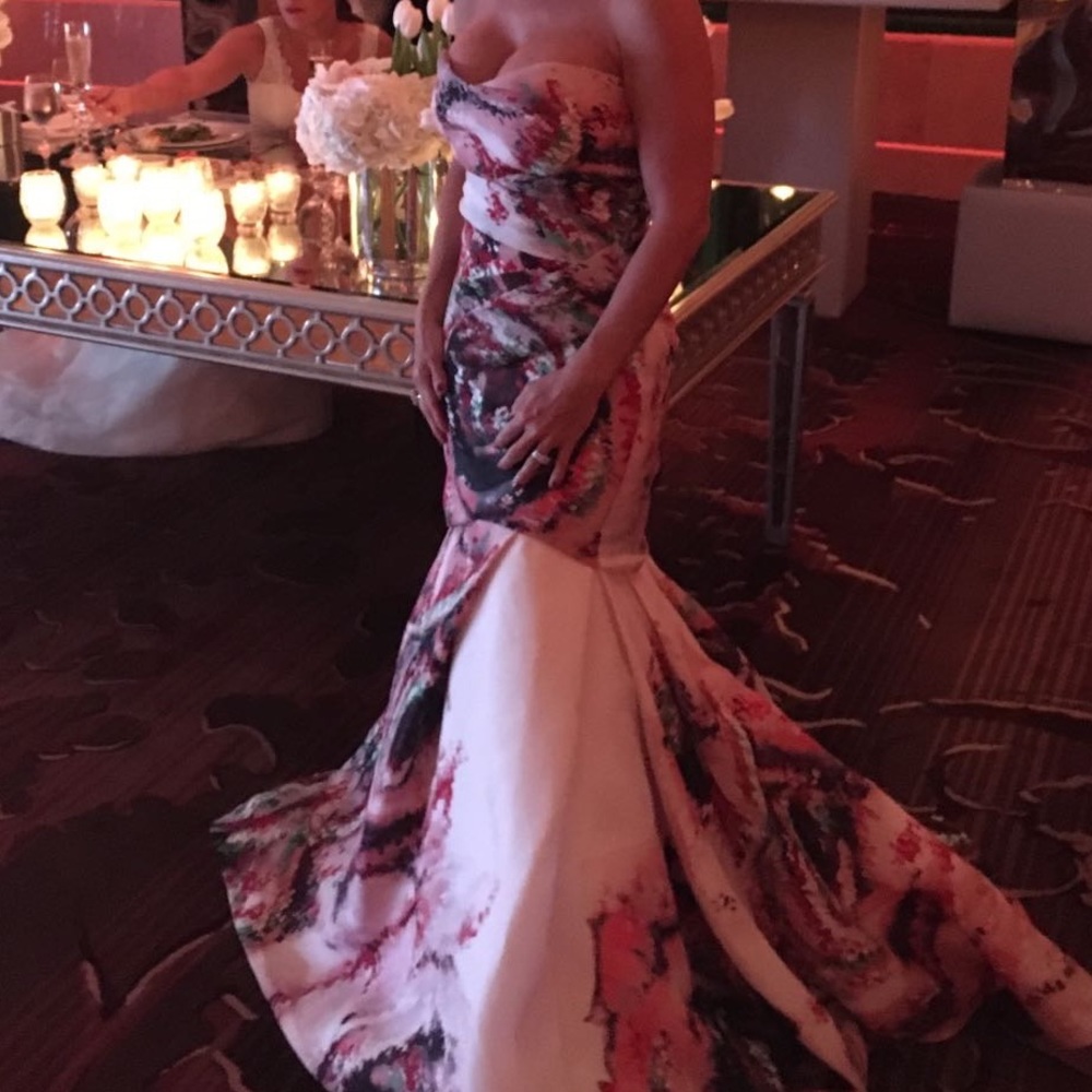Monique Lhuillier gown